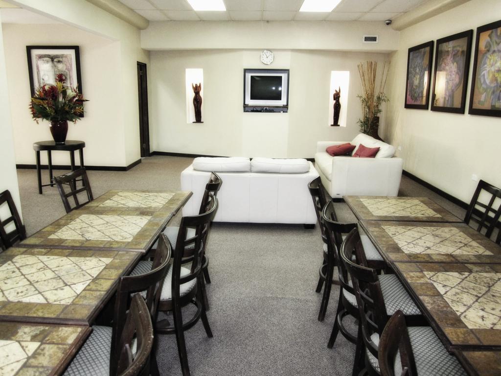 S.J. Suites Hotel San Juan Buitenkant foto